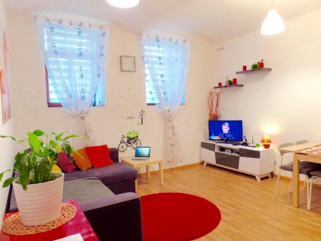 Old Town Apartments براغ المظهر الخارجي الصورة